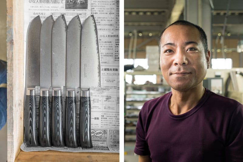 Mr. Kataoka San bredvid sina Tamahagane knivar.