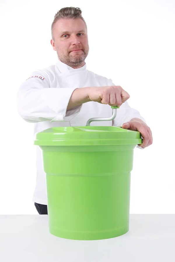Kock med saladsslunga